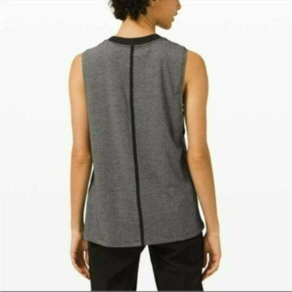 Lululemon All Yours Womens Size 6 Black White Stripe Crewneck Boyfriend Tank Top - Picture 5 of 8